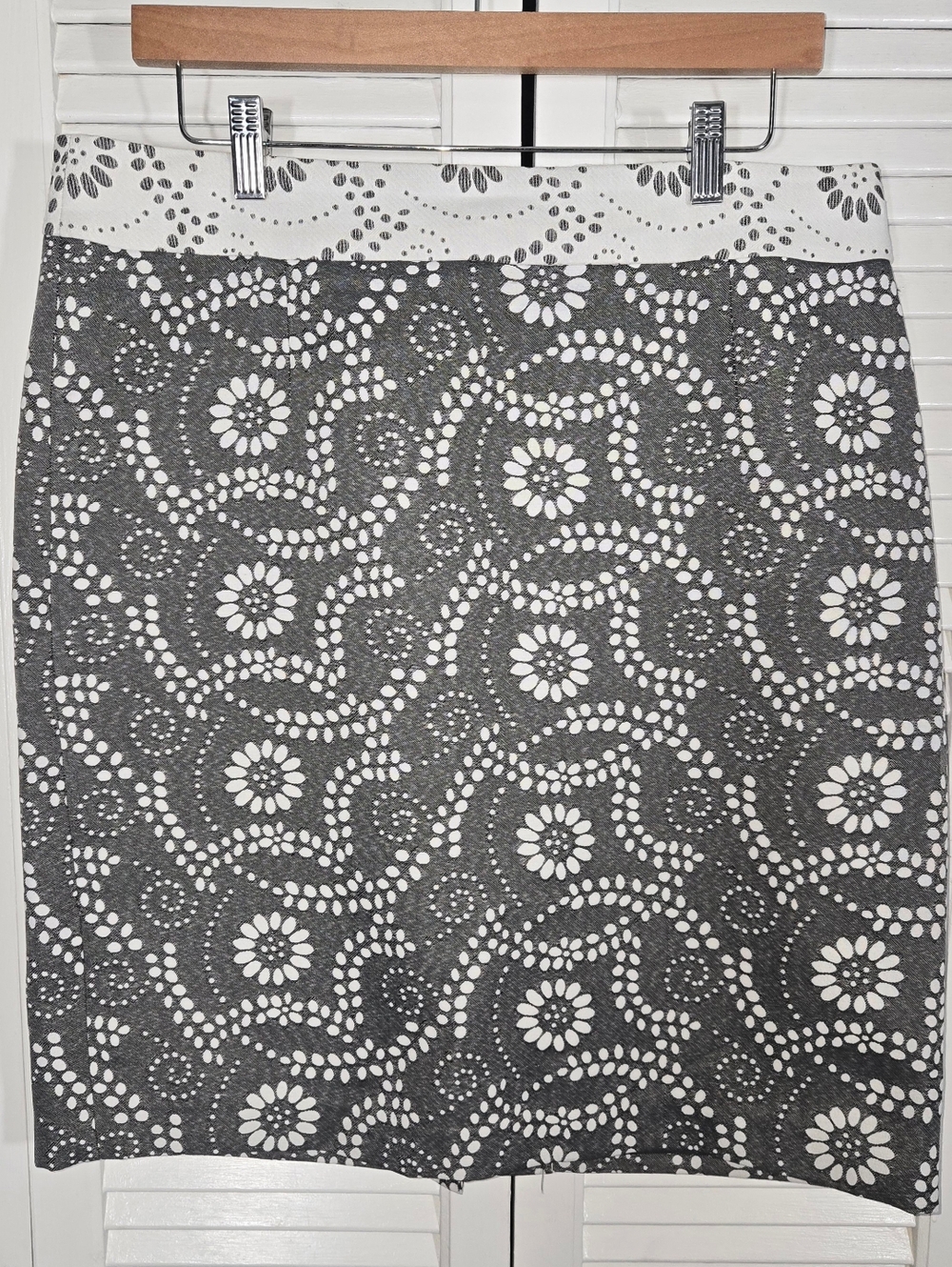 Banana Republic Gray White Floral Swirl Dot Jacquard Pencil Lined Skirt Sz 12